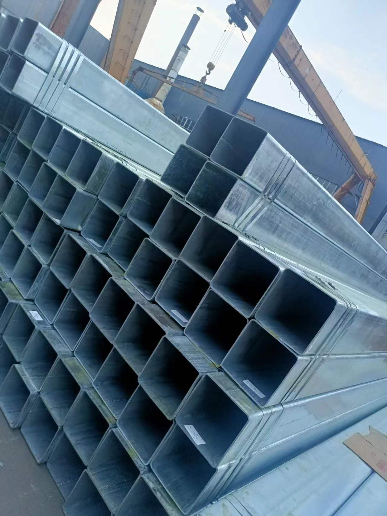 Gedhe Diameter Galvanized Square Tube