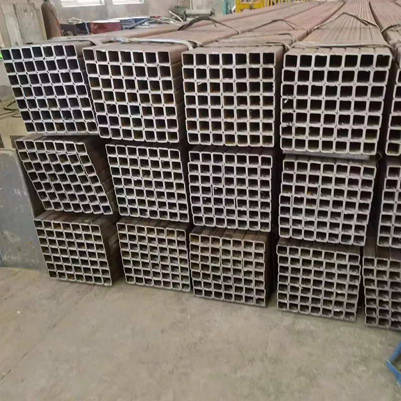 Pipa Persegi Panjang Tembok Tebal